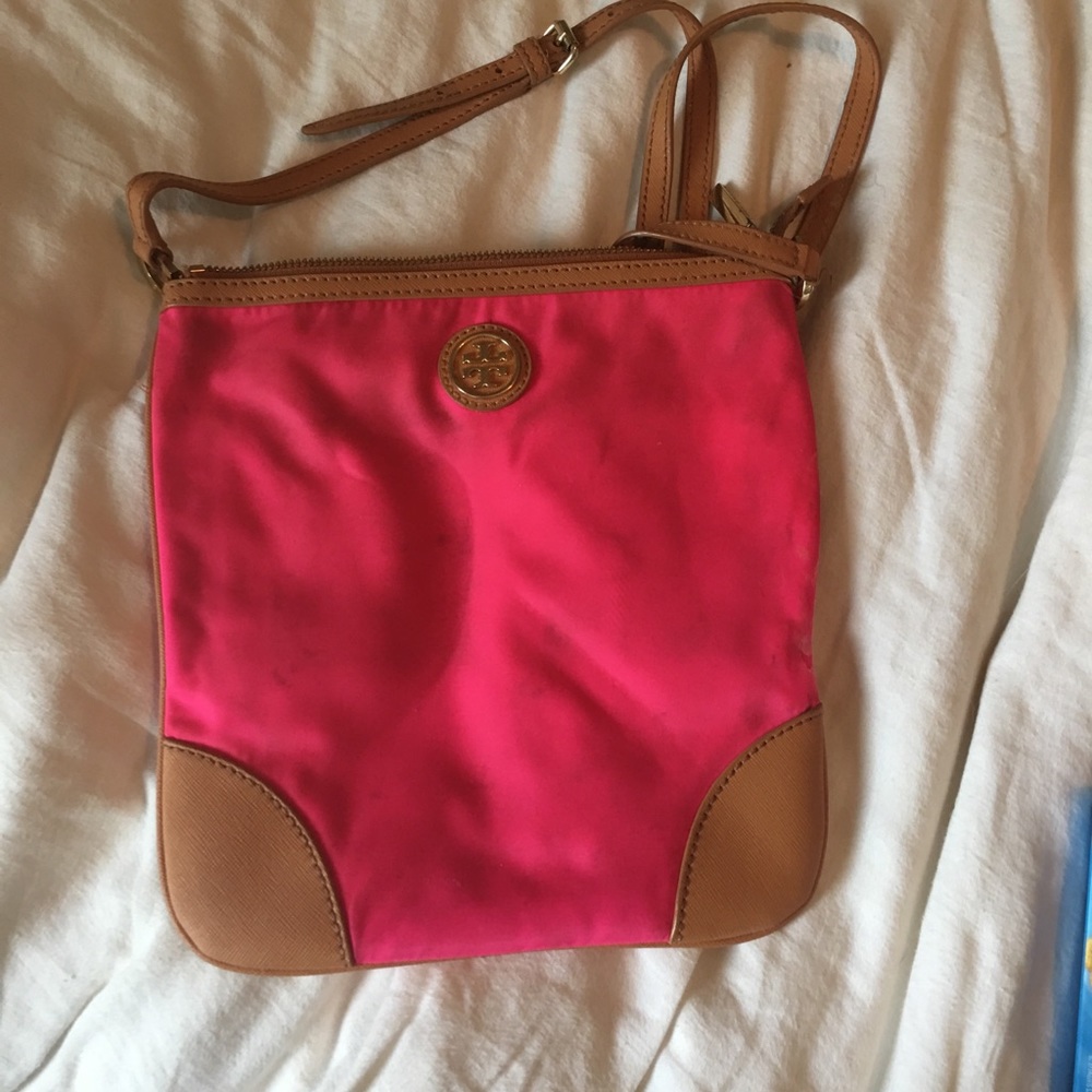 Hot pink Tory burch purse